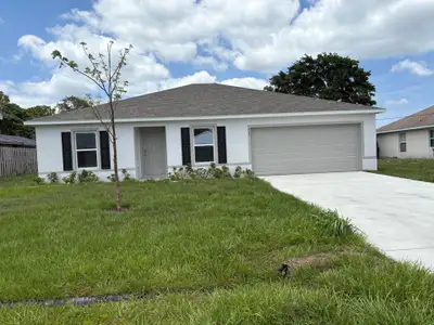 New construction Single-Family house 315 Ne Granduer Ave, Port St. Lucie, FL 34983 - image