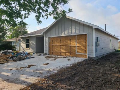 New construction Single-Family house 1617 14Th Ave N, Texas City, TX 77590 null- photo 0