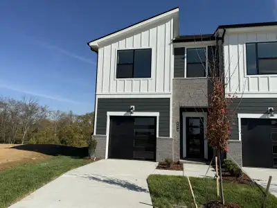 New construction Single-Family house 1172 Old Creek Bnd, Gallatin, TN 37066 plan The Pintail End - image