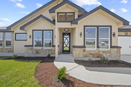 New construction Single-Family house 165 Flor Del Sol, San Antonio, TX 78264 null- photo 2 2