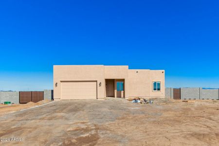 New construction Single-Family house 30432 N 235th Avenue, Wittmann, AZ 85361 - photo 0