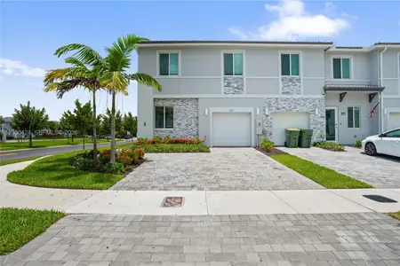 New construction Townhouse house 715 Se 15Th St, Unit ., Homestead, FL 33034 - image