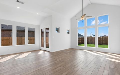 New construction Single-Family house 7314 Prairie Lakeshore Ln, Katy, TX 77493 plan Norwich - image 12