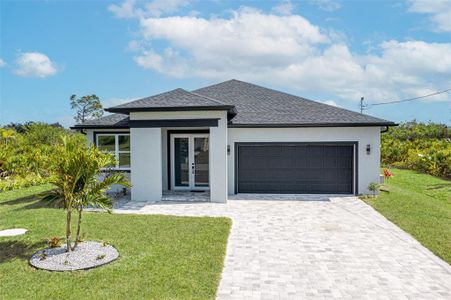 New construction Single-Family house 384 Baytree Dr, Rotonda West, FL 33947 - image