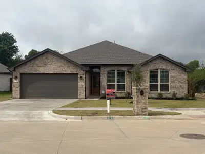 New construction Single-Family house 907 Mcanear St, Cleburne, TX 76033 plan Iverson I - image