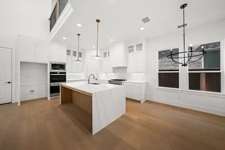 New construction Single-Family house 3512 Strand Ln, Frisco, TX 75033 plan Shiner - 3113F - image 7