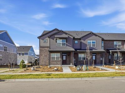 New construction Townhouse house 785 N Tibet St, Aurora, CO 80018 - image