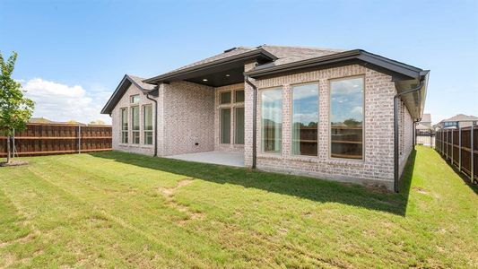 New construction Single-Family house 809 River Sky Rd, Lavon, TX 75166 plan 2574W - image