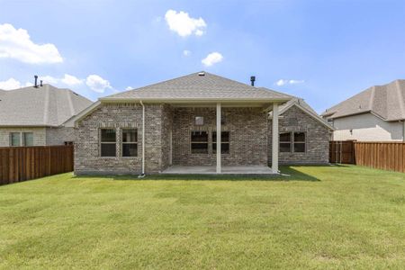 New construction Single-Family house 700 Brazos Dr, Van Alstyne, TX 75495 plan Fairview II - image 4