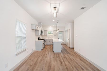 New construction Single-Family house 207 Dipping Stream St, Houston, TX 77076 - image 11