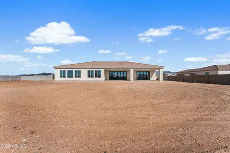 New construction Single-Family house 1897 E Long Rifle Rd, Phoenix, AZ 85086 plan 4581 - image