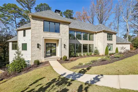 New construction Single-Family house 825 Kenry Ct, Atlanta, GA 30342 - image