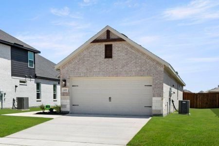 New construction Single-Family house 1405 Grove Pond Rd, Forney, TX 75126 plan Burnet - image