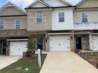 New construction Townhouse house 45 Creekside Commons Dr, Hoschton, GA 30548 - image