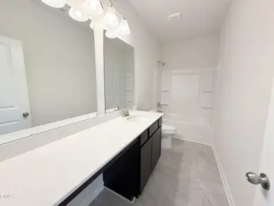 New construction Single-Family house 16 Valley Forge Ln, Smithfield, NC 27577 plan The McGinnis - image 6