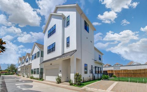 New construction Single-Family house 1653 Bingle Rd, Houston, TX 77055 - image 4