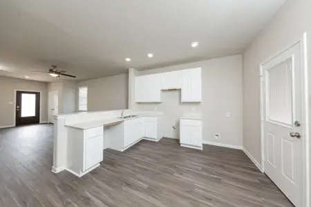 New construction Single-Family house 9258 Grace Ridge Dr, Willis, TX 77318 plan Woodland - image 5