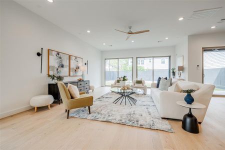 New construction Single-Family house 2213 Whitney St, Houston, TX 77006 null- photo 9 9