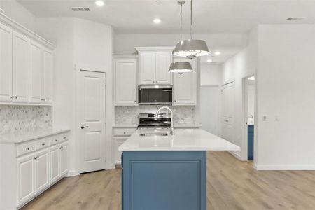 New construction Townhouse house 2627 St Helena Ln, Grand Prairie, TX 75054 Santorini- photo 10 10