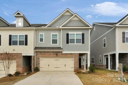 New construction Townhouse house 3323 Glenn Hope Way, Matthews, NC 28104 - photo 0