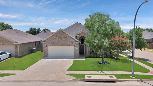 New construction Single-Family house 8236 Fall Crest Dr, Fort Worth, TX 76053 null- photo 1 1