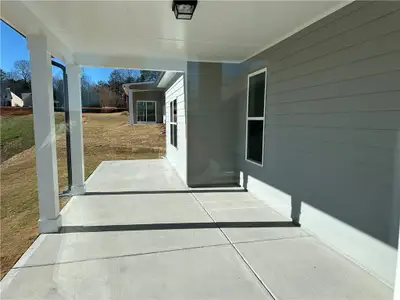 New construction Single-Family house 59 Rose Lake Ct, Hoschton, GA 30548 plan Noah - image