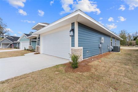 New construction Single-Family house 12736 Nw 162Nd Dr, Alachua, FL 32615 null- photo 30 30