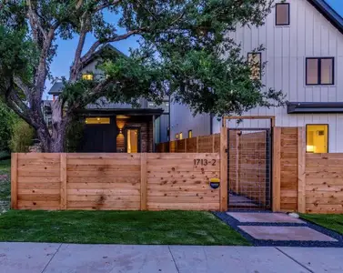 New construction Single-Family house 1713 E M Franklin Ave, Unit 2, Austin, TX 78721 - image 3