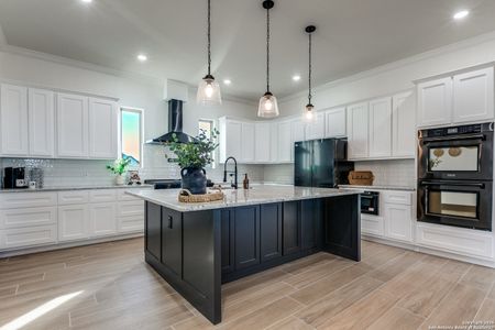 New construction Single-Family house 202 Venado Oaks, Castroville, TX 78009 - image 8