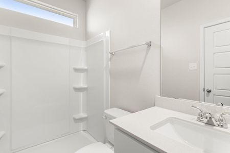 New construction Single-Family house 3085 Winding Creek Rd, Kyle, TX 78640 plan 1105 Casetta - image 10