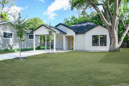 New construction Single-Family house 527 Lincolnshire Dr, San Antonio, TX 78220 - photo 0