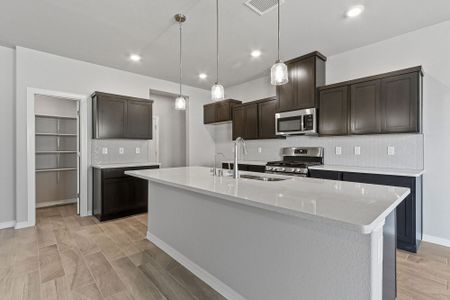 New construction Single-Family house 13300 Jeff Winton, Horizon City, TX 79928 plan Franklin - image 14