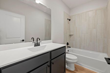 New construction Single-Family house 13924 Starboard Reach Dr, Texas City, TX 77510 - image 5