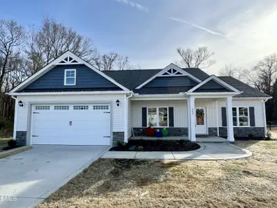 New construction Single-Family house 302 Creeks Edge Dr, Pikeville, NC 27863 - image