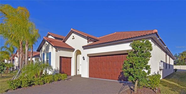 New construction Single-Family house 17304 Banded Gold Ln, Wimauma, FL 33598 plan Dawning II - image