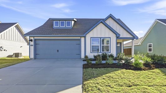 New construction Single-Family house 775 Sweet Pea Dr, Pilot Point, TX 76258 plan Camber - image