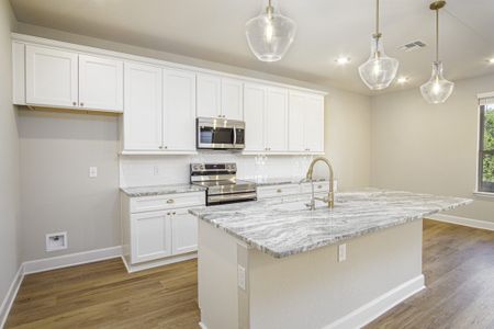 New construction Single-Family house 7604 Magnolia Vlg, San Antonio, TX 78252 plan The Osbourne - image 7