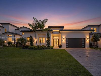 New construction Single-Family house 5718 W Ashwood Cir W, Hollywood, FL 33312 - image