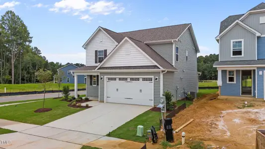 New construction Single-Family house 21 Windflower Ct, Clayton, NC 27520 - image