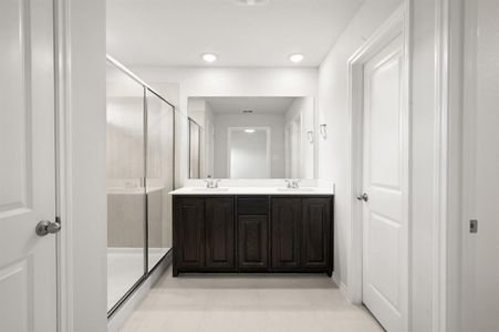 New construction Single-Family house 2817 Hay Ln, Midlothian, TX 76065 plan Salinas - image 6