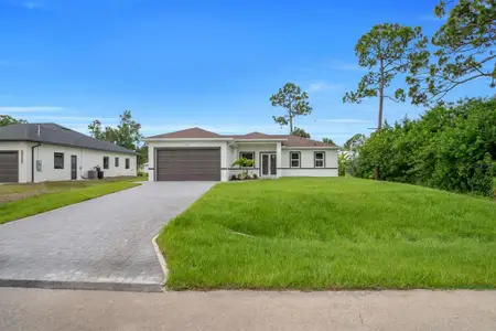 New construction Single-Family house 2715 10Th St W, Lehigh Acres, FL 33971 - image