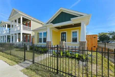 New construction Single-Family house 2515 S Houston Ave, Pearland, TX 77581 - image