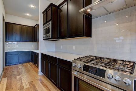 New construction Single-Family house 1531 N Red Bud Ln, Round Rock, TX 78665 plan Ellison - image 7