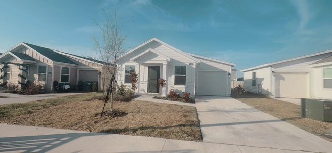 New construction Single-Family house 1661 Teagan Ln, Winter Haven, FL 33884 plan Inspire - image