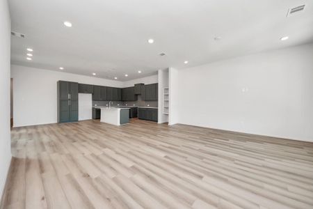 New construction Townhouse house 409 Legacy Point Dr, Unit B, Sealy, TX 77474 - image 8