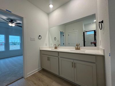 New construction Single-Family house 14814 Lower Pass, San Antonio, TX 78252 plan Brodie - image 10