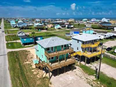 New construction Single-Family house 344 Thunder Rd, Surfside Beach, TX 77541 - image
