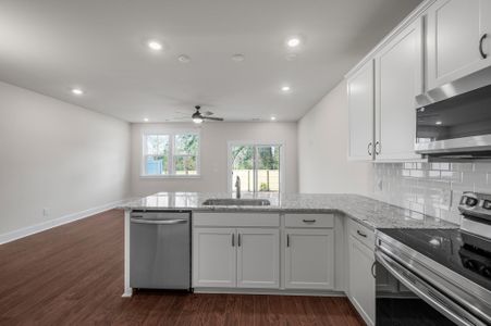 New construction Townhouse house 308 Bremerton Dr, Goose Creek, SC 29445 plan Foster II - image 3