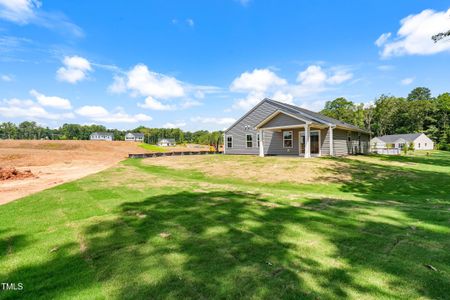 New construction Single-Family house 318 Rothbury Ct, Sanford, NC 27330 plan Dominica Spring - image