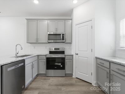 New construction Townhouse house 3132 Butler Hill Dr, Matthews, NC 28105 - image 16